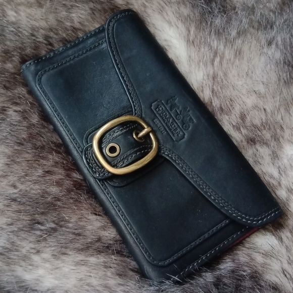 Coach Handbags - Coach wallet